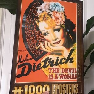 💛 1000 pc vintage Puzzle : Marlene Dietrich